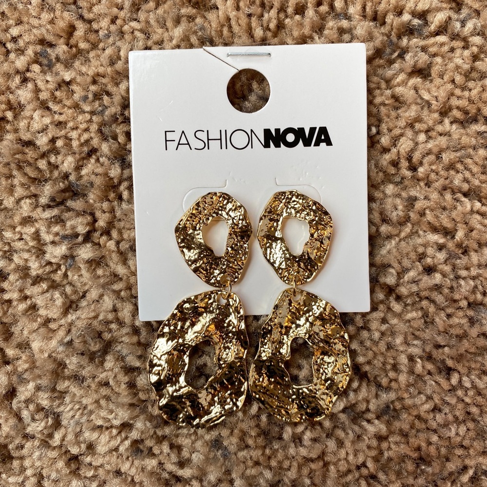 Gold dangly earrings